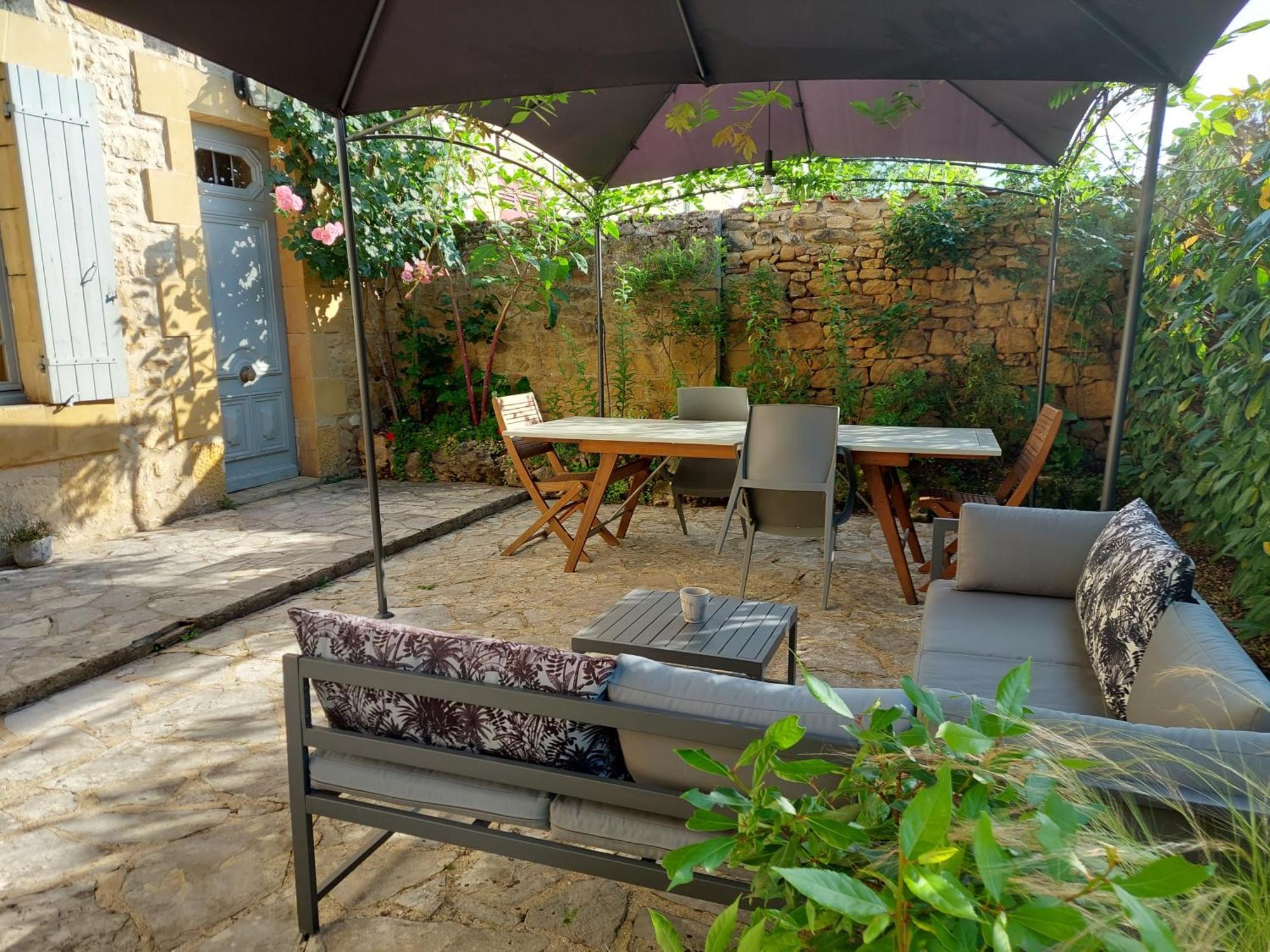 Rue Du Chateau Lalinde ภายนอก รูปภาพ